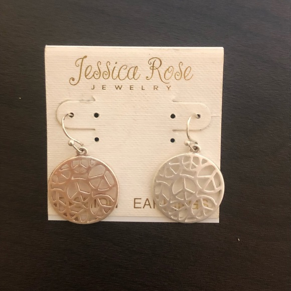 NWT- peace sign earrings - Picture 2 of 3